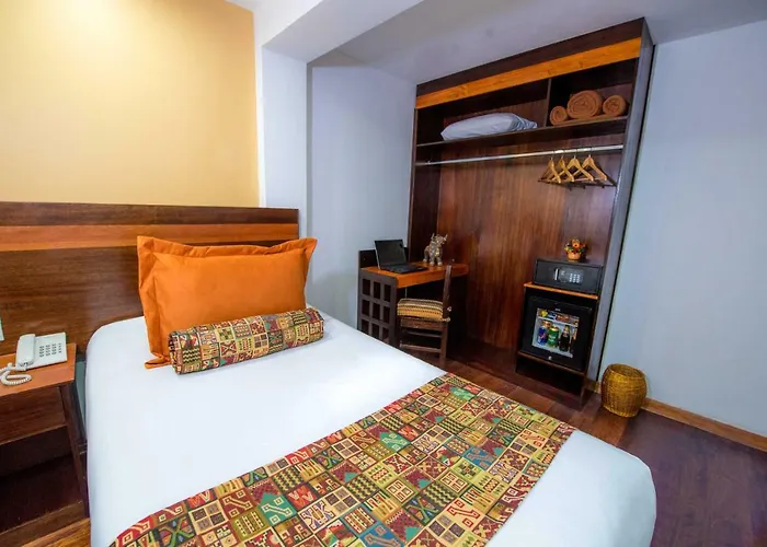 San Blas Hotel